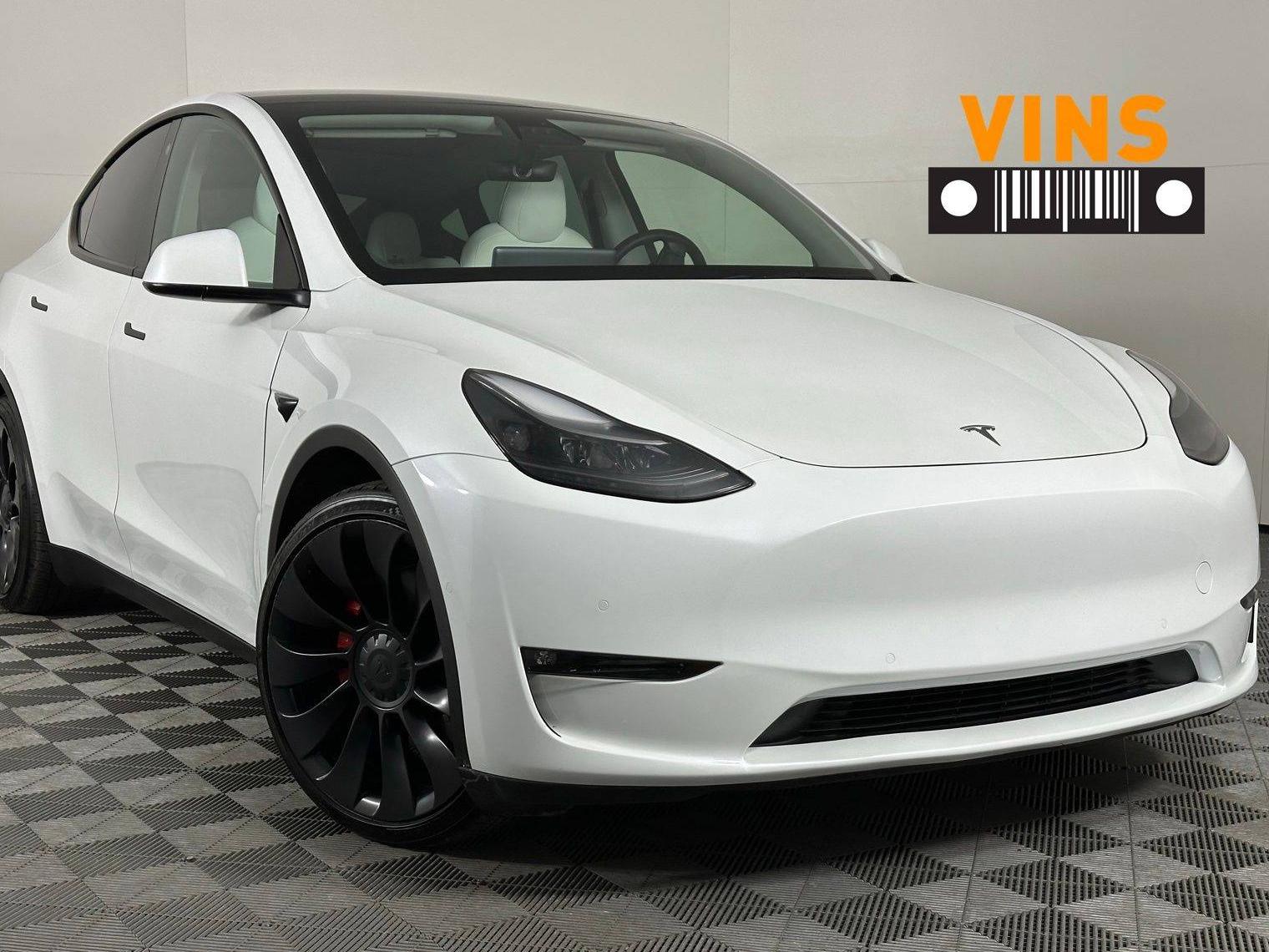 TESLA MODEL Y 2022 7SAYGDEF3NF372849 image